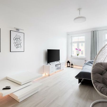 Lajsnij Sobie Apartment Познань Екстер'єр фото